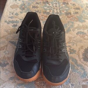 Men's Black Athletic Sneakers with Gum Sole